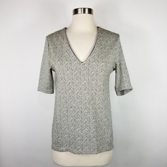 H&M Tops - H&M Chevron Stripe V-Neck Top White + Black